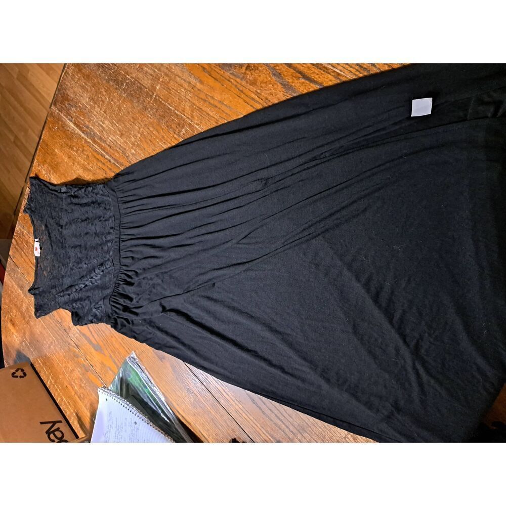 Large One Clothing Sleeveless Black Lace Maxi Long Dress w Long Front Slit